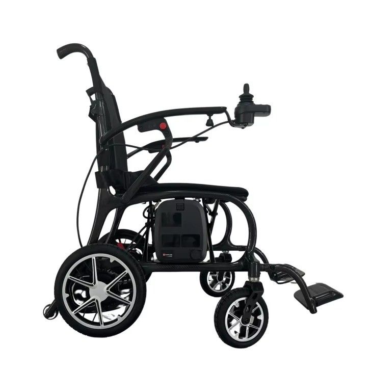 Ηλεκτρική αναπηρική καρέκλα με DC24V150W*2 κινητήρα και αναδιπλούμενο μέγεθος 730mm*310mm*710mm